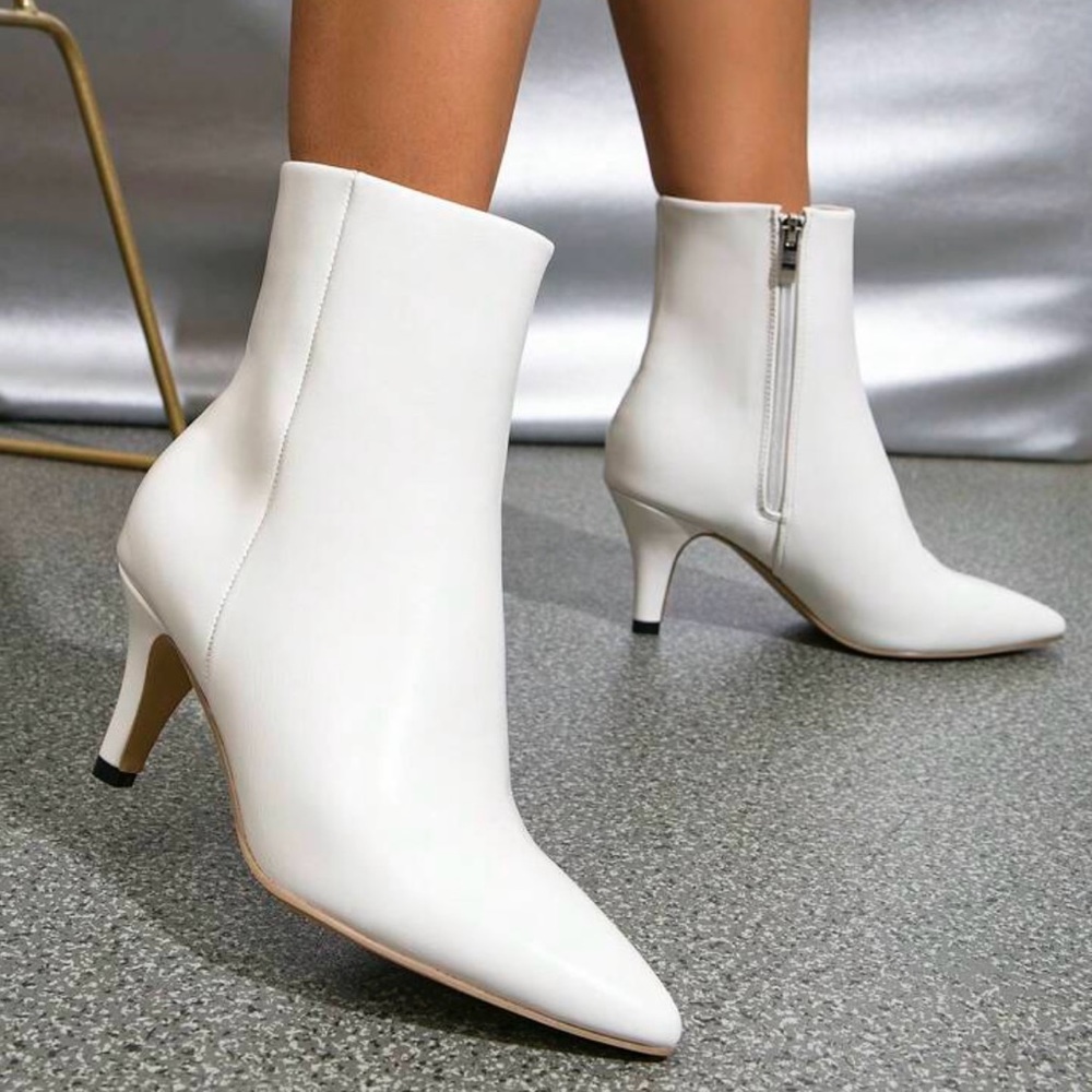 Time & tru white pointy booties.